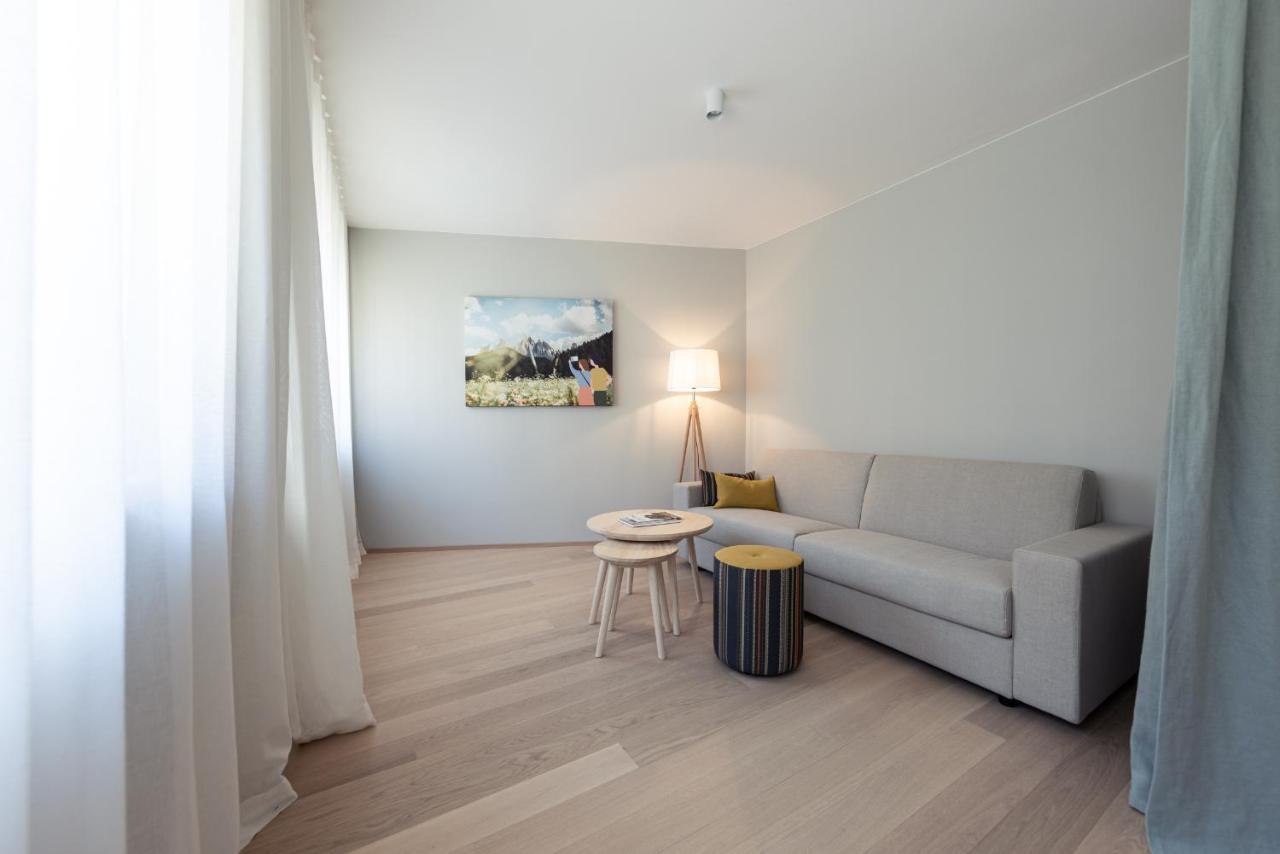 Solis Apartments Lana Eksteriør billede